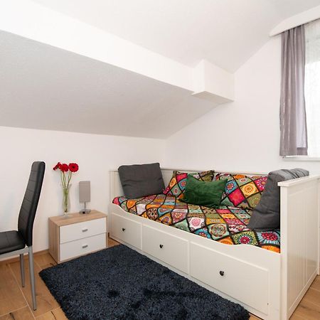 Ferienwohnung Waldblick, Faaker See Oberaichwald  Extérieur photo